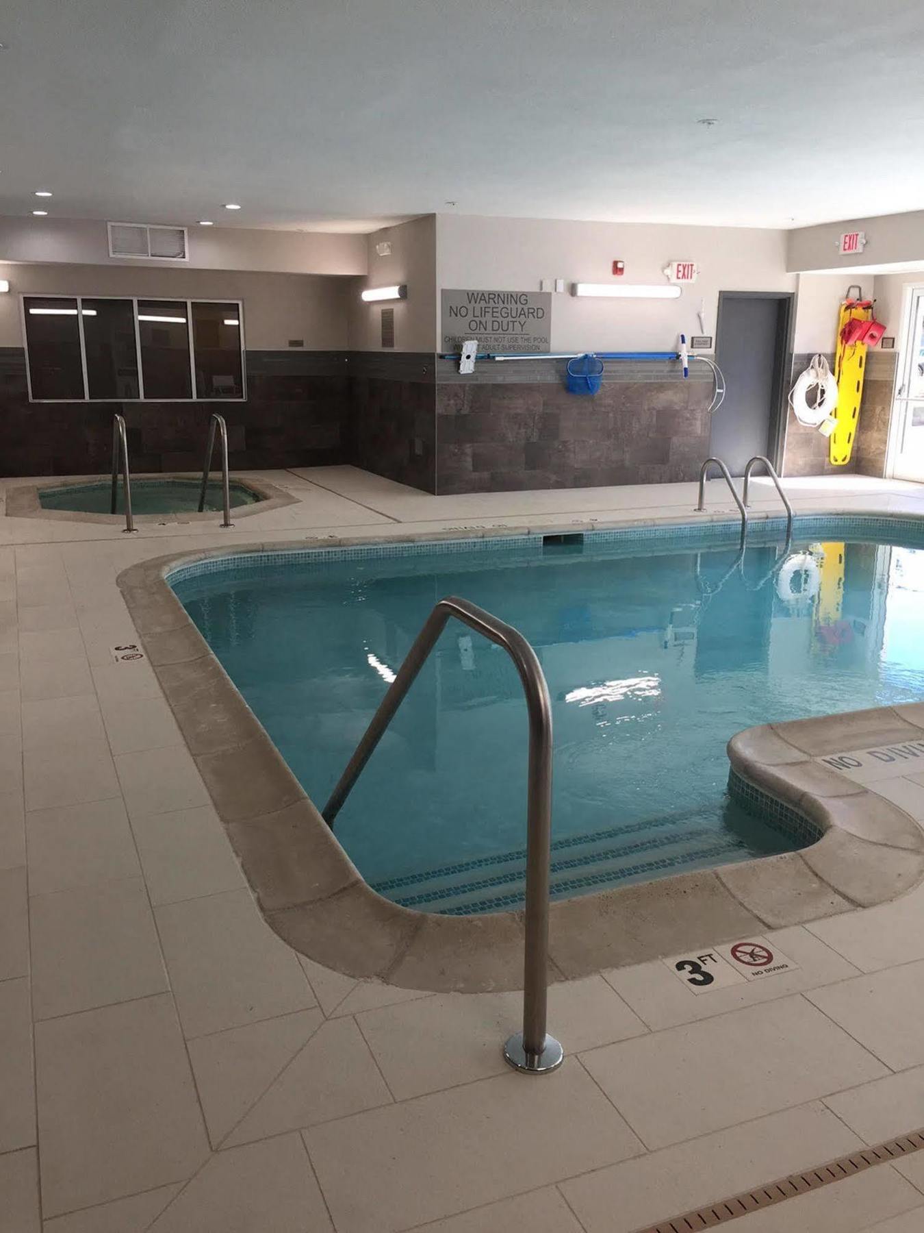 Country Inn & Suites By Radisson, Novi, Mi Eksteriør billede